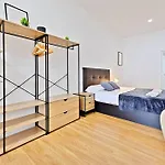 Canguro - Modern - Near Bioparc By Rio Turia Apartament *